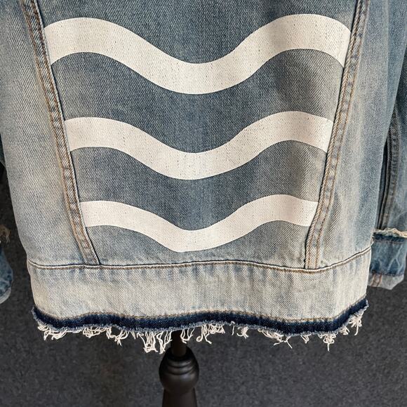 Pink Dolphin Women’s Denim Jacket XL Light Wash Distressed Frayed Hem Streetwear - Picture 7 of 15